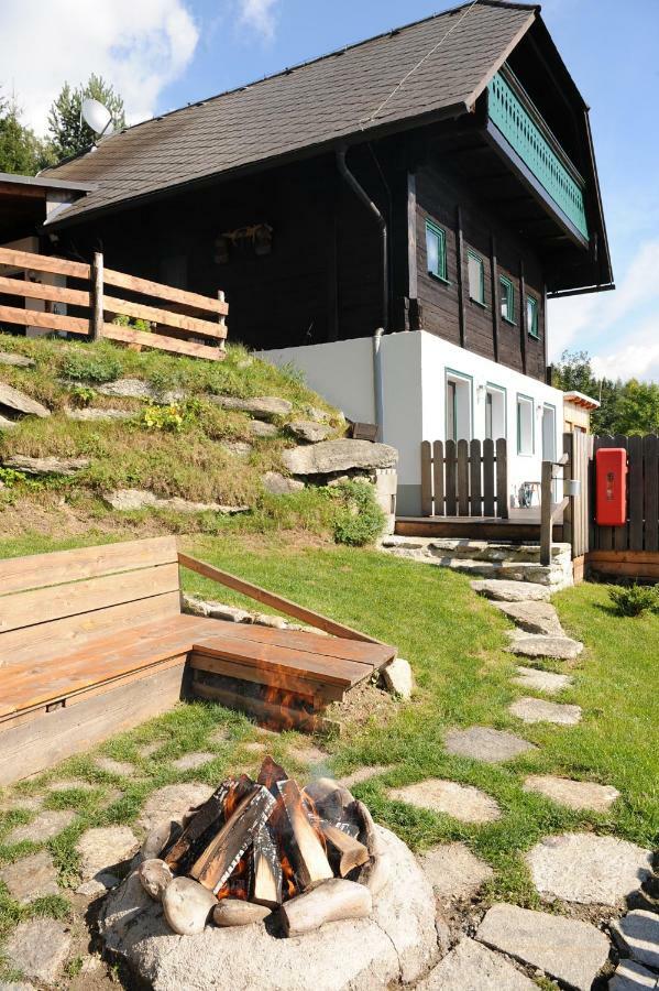 Gluehwuermchenhuette Villa Ratten Kültér fotó